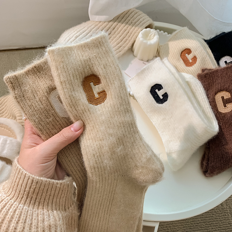 Bulk Women Winter Cashmere Socks Thick Socken Casual Plush Fleece Fabric Knitted Women's Socks Cute Slouch Crew Wool Pink Letter