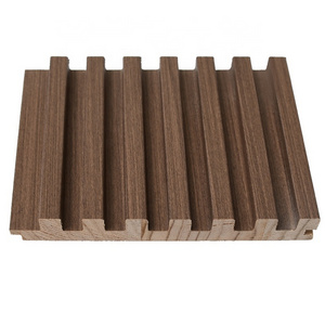 High Quality Vertical Wooden Slats Solid Pine Wood Fluted Panels For Wall