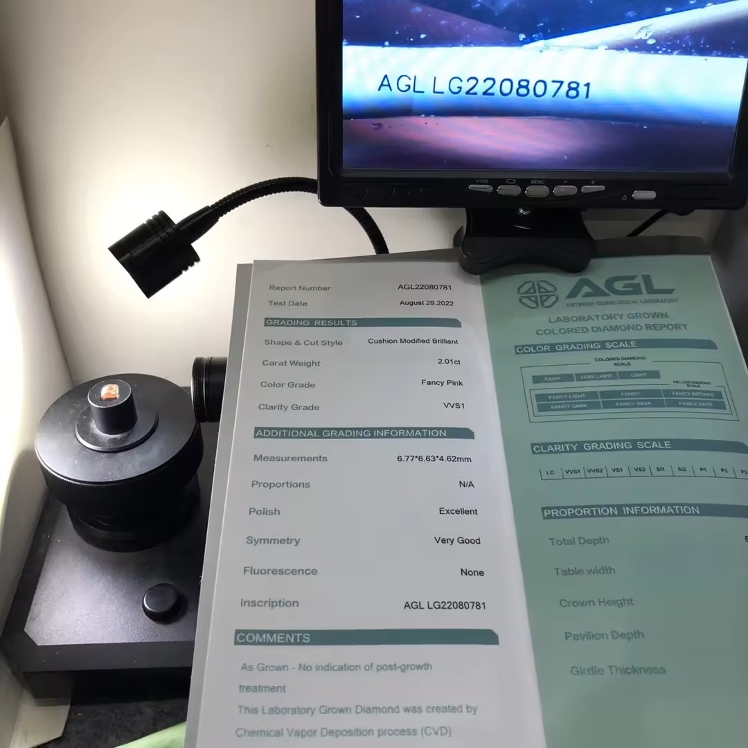 Cushion1.53CT Cut CVD HPHT Diamond Lab Grown Loose Diamond IGI Certificate VS2 Clarity D Color Cushion Cut Wholesale Price