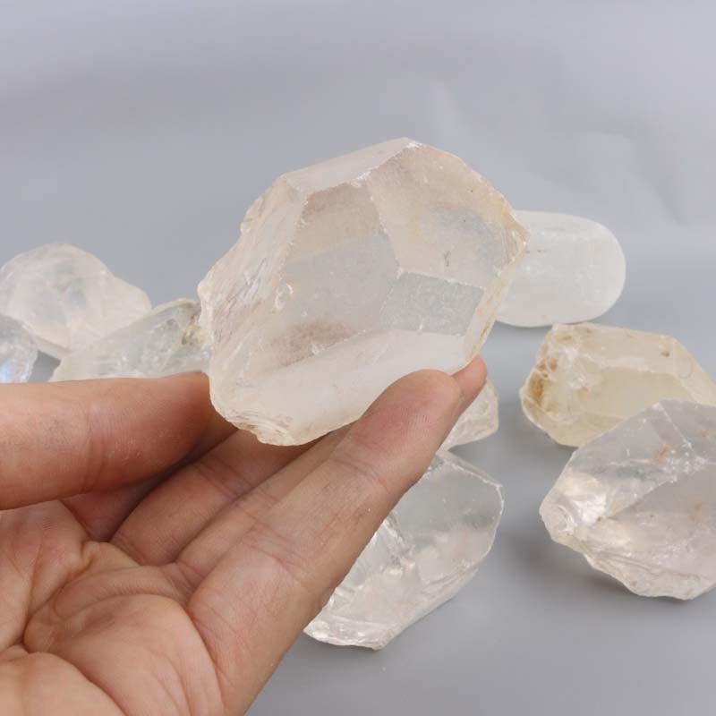 Wholesale Mineral Specimen Natural Raw  Rough clear quartz Crystals Healing Stones