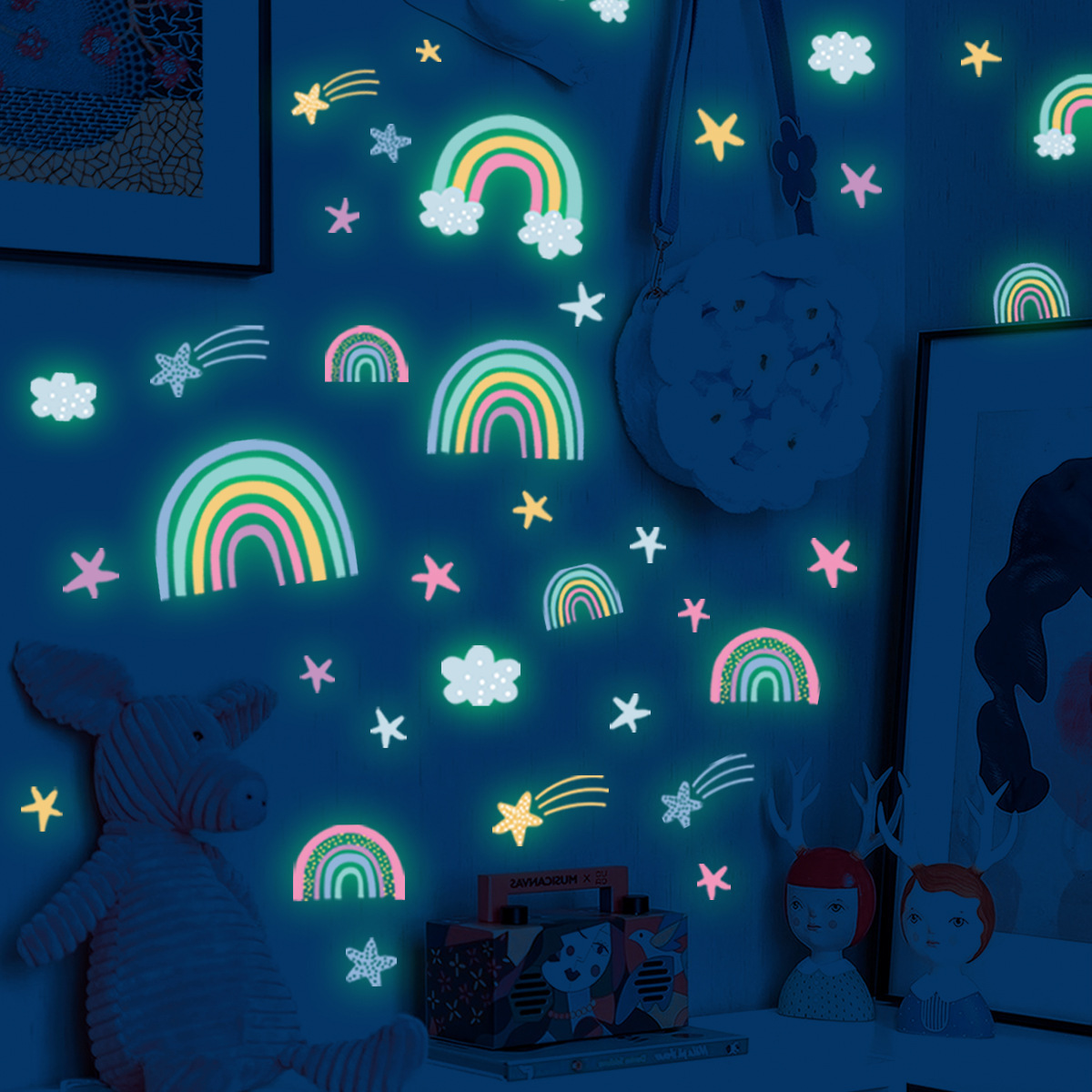 Boho luminous fluorescent rainbow stars decorate children's bedroom walls with self-adhesive wall stickers