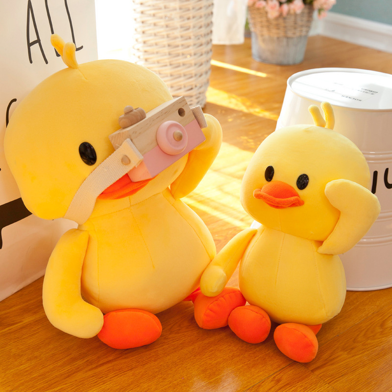 Customized Yellow Duck Stuffed Animal Toys Cute Giant Duck Plush Toys