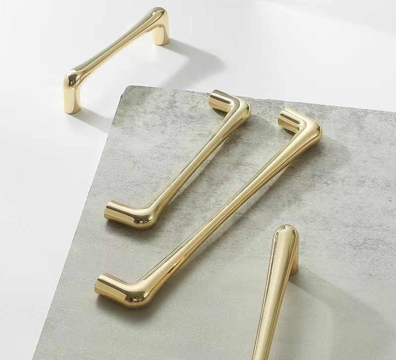 Newly Design  Gold zinc alloy  kitchen cabinets door pull  cabinet pulls and knobs handle cabinet handles