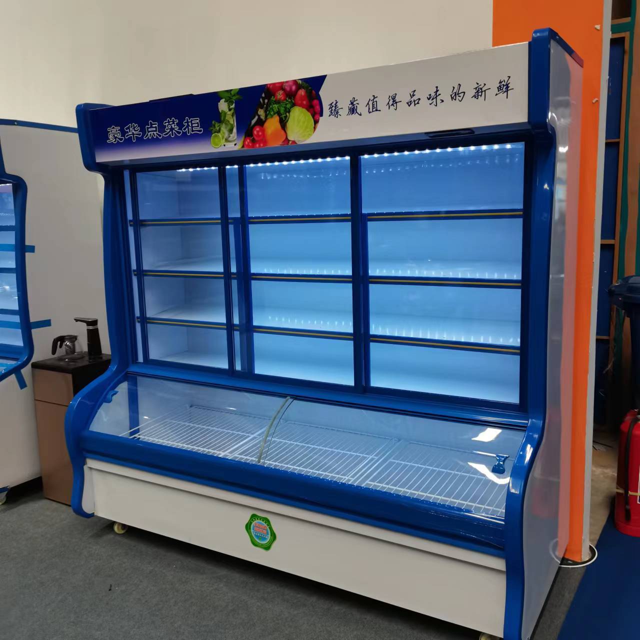 Refrigerated Display Cabinet Commercial Freezers Restaurant Equipment For Order Foods