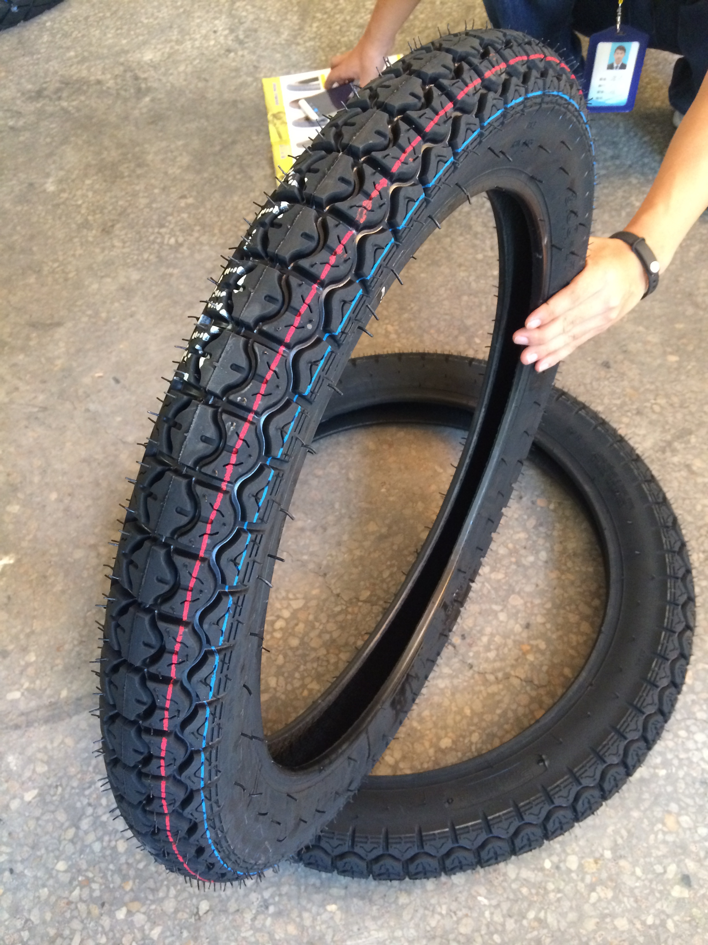 Motorcycle Tubeless Tire 140/70-17 80/90-14 90/80-14 100/70-14 100/80-14  China factory Motorcycle Tyre