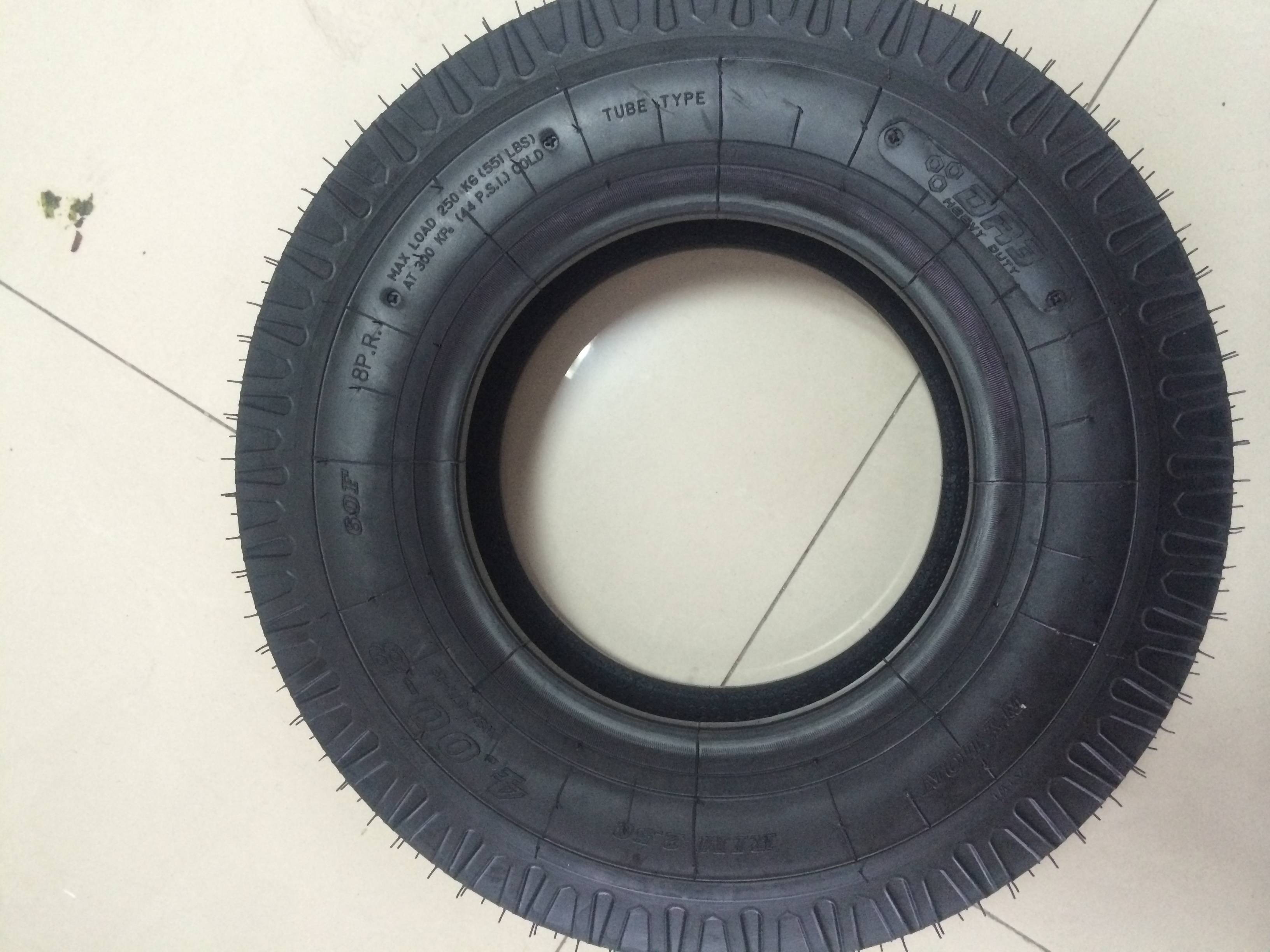 SUPERWAY SPORTRAK brand motorcycle tyre 4.00-8 tyre 4.00-8 bajaj tricycle tire 4.00-8 inner tube