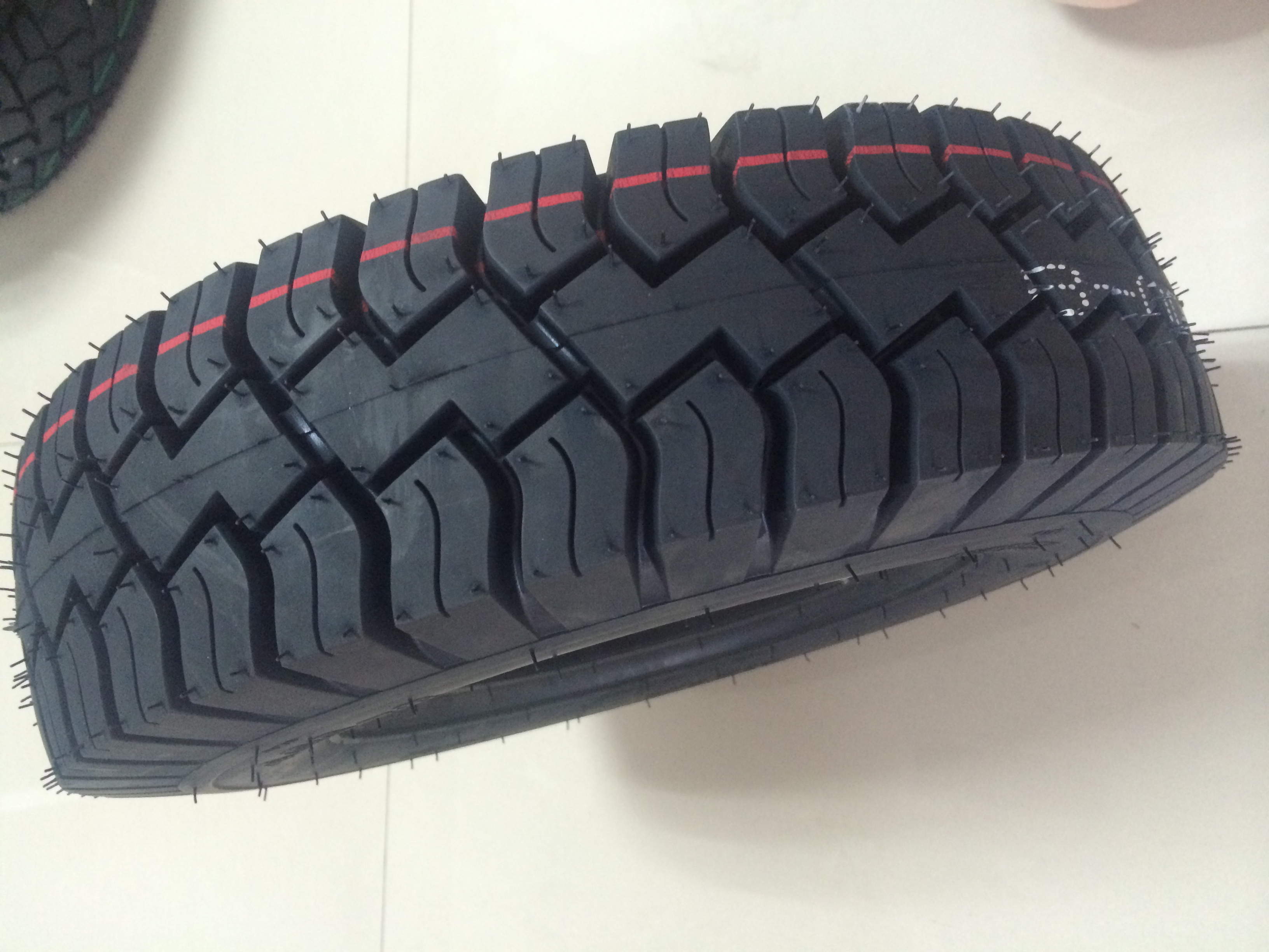 SUPERWAY SPORTRAK brand motorcycle tyre 4.00-8 tyre 4.00-8 bajaj tricycle tire 4.00-8 inner tube