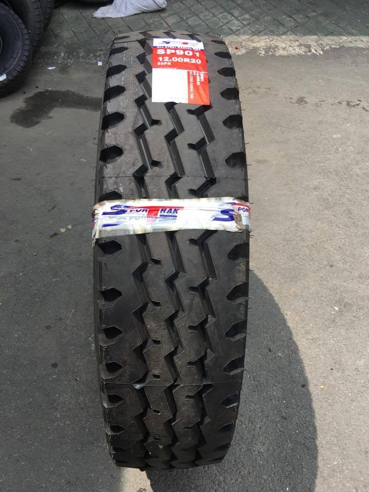 china tyres sportrak price  10r20 11r20 12 R 20 Heavy Duty Truck wheels tires and car accessories SP901 truck tires