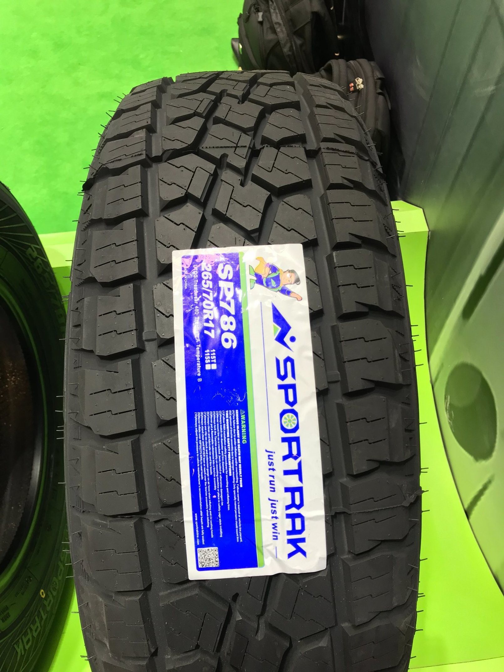 SPORTRAK  SUPERWAY PCR  tire for car sp786 all season SUV MT  AT passenger car tyre Chile Bolivia neumaticos TIRE 205R16c