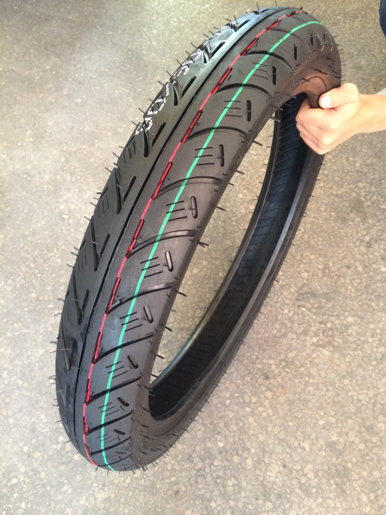 MCT Chinese motorcycle tyre  2.75-17 2.5-17 3.00-17 500-12 4.00-18 90/90-10 1100/90-16 90/100-10