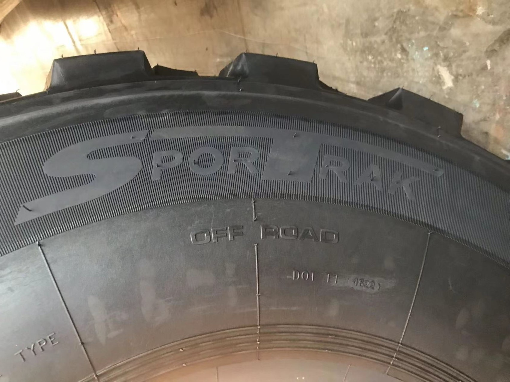 China factory wholesale Cheap 425/85R21 500/75R20 M+S For Russian Market cross country truck tyre