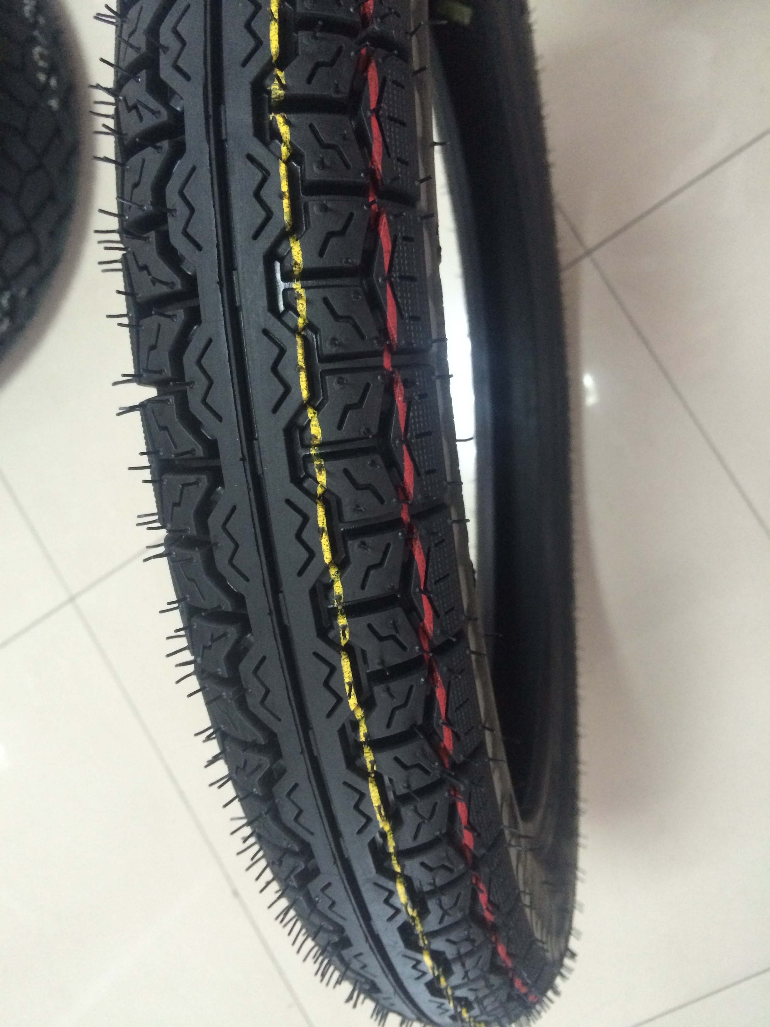 Chinese motorcycle tyre 2.75-17 2.5-17 3.00-17 500-12 4.00-18 90/90-10 1100/90-16 130/70-17