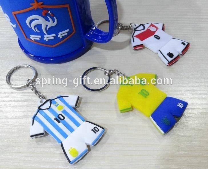 Custom football team rubber keychain , soccer fans toys national country  soft pvc key chain