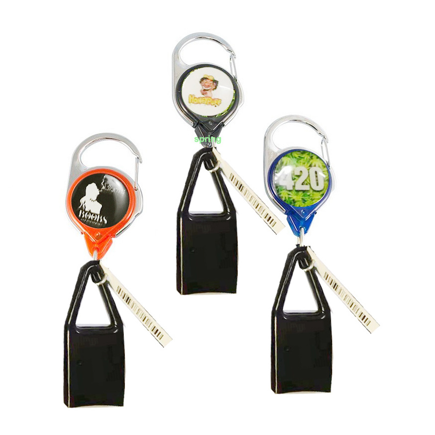 Wholesale Badge lighter keychain holder Premium leash Lighter Clip Tobacco Shop Gift Accessories Lighter Leash 420