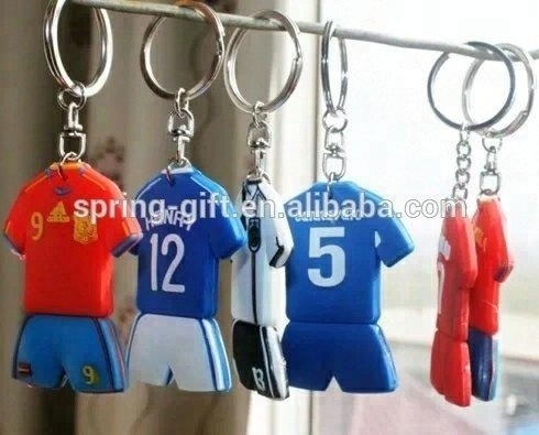 Custom football team rubber keychain , soccer fans toys national country  soft pvc key chain