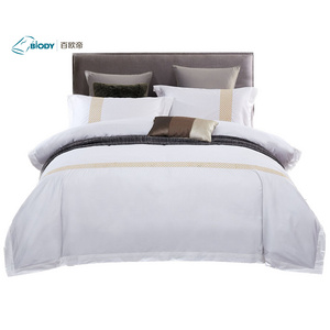 Hotel 100% Polyester Bedding Set King Queen Double Single Size 4 Pieces Bed Sheet Set