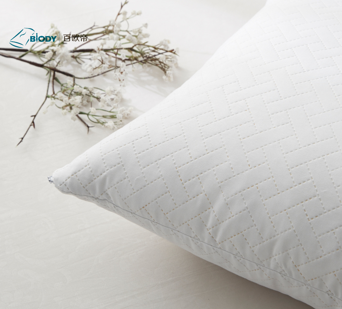 Embossing sonic luxury throw white wholesale pillow cases cover with zipper