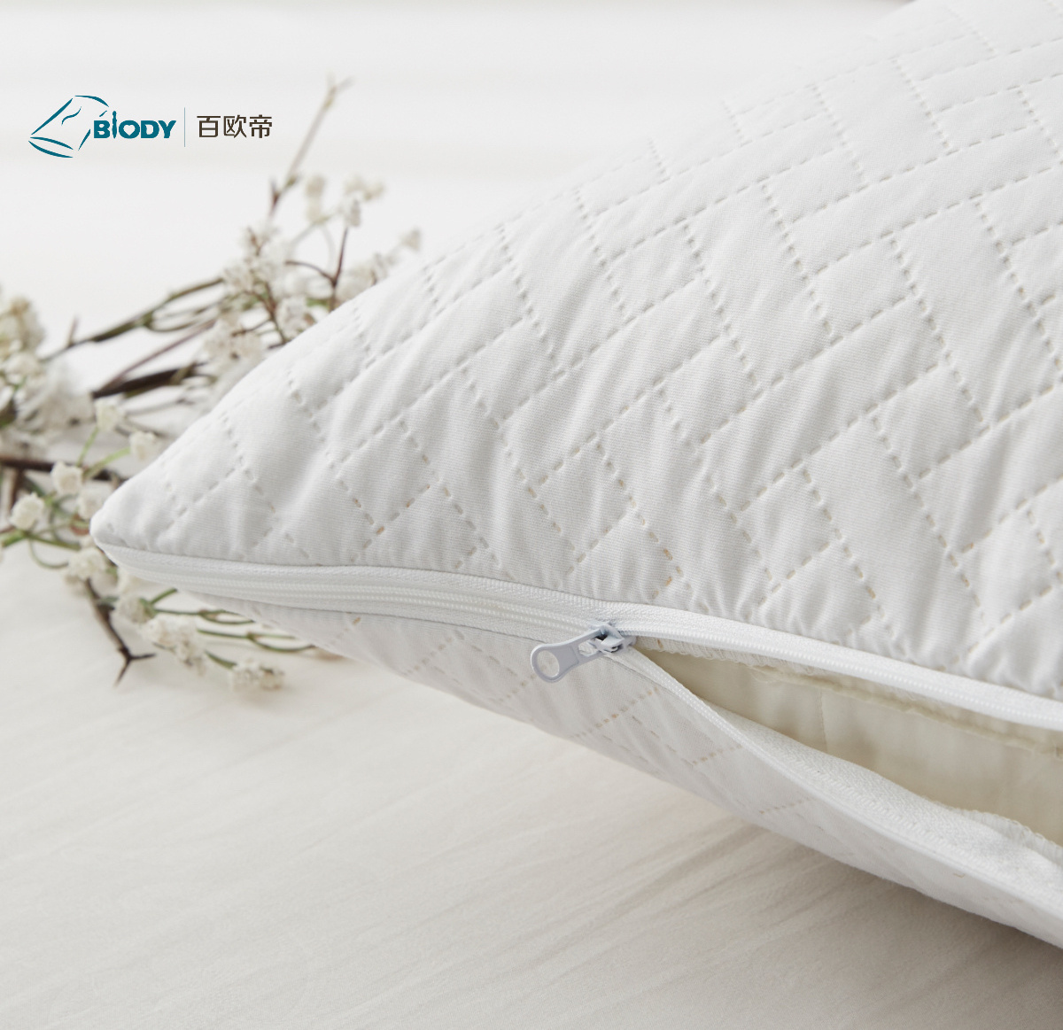 Embossing sonic luxury throw white wholesale pillow cases cover with zipper