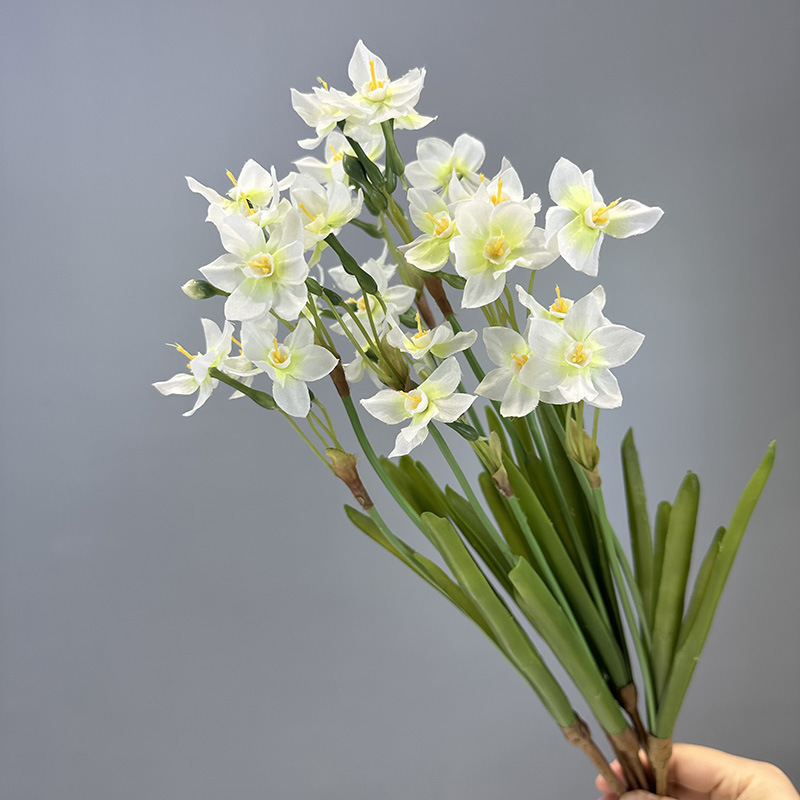 Q282 Hot Sale Artificial Flowers Daffodils Pastoral Style Daffodils Home Wedding Decor Simulation Flower Decoration