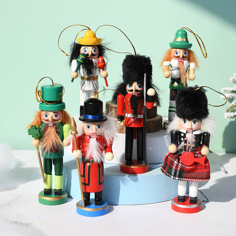 Cross-border 13CM Scottish Wind Nutcracker Puppet King Soldier Set Gift Custom Factory Wholesale European nutcracker