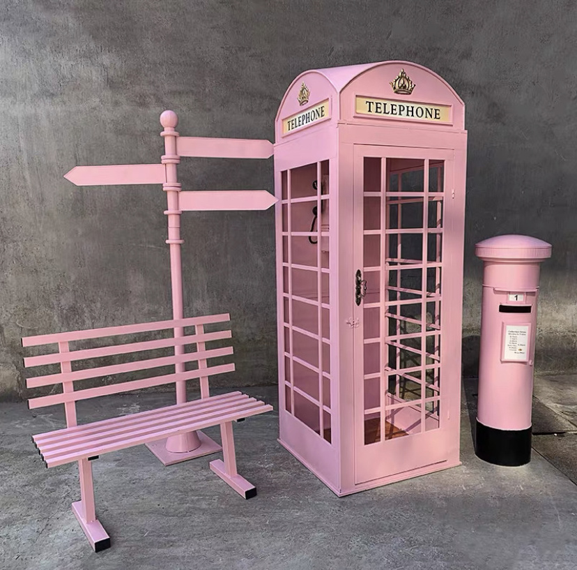 London Telephone Booth with Artificial Flowers Custom Antique 5-piece Set Mailbox Pink Telephone Booth