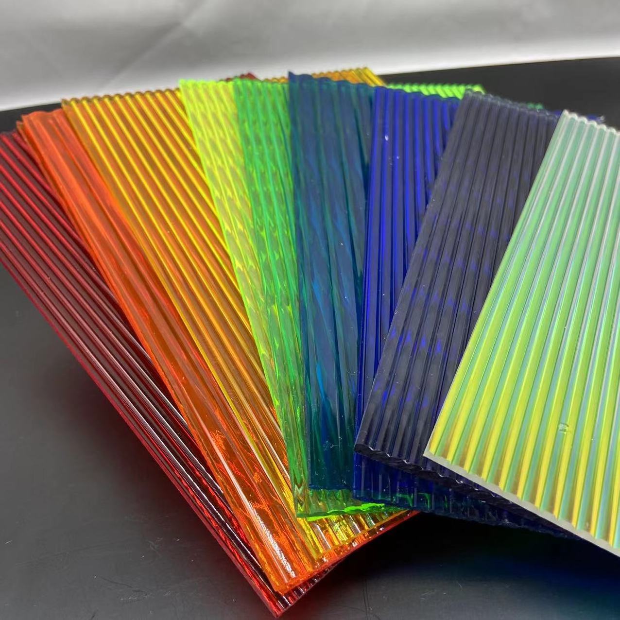 U Shape and V Shape clear and colors fluted ribbed acrylic sheet for ...