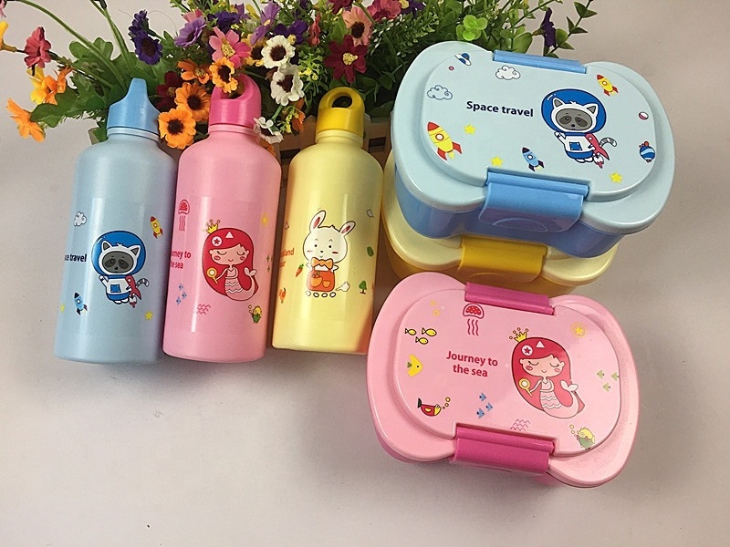 2024 Hot Selling Cute Children's Lunch Box With Water Bottle Portable School Plastic Food Storage Container Set