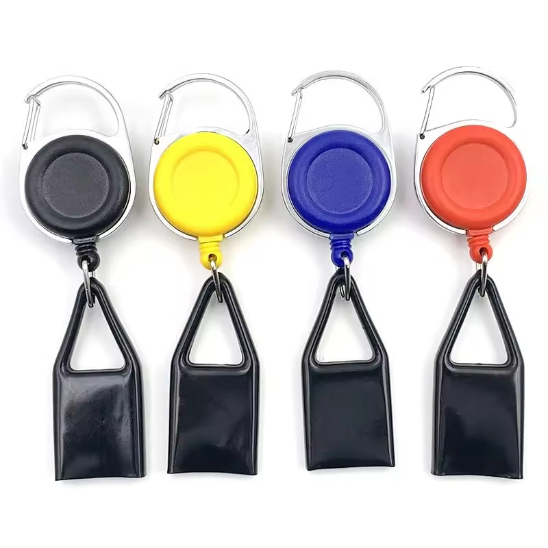 P014 Hot Selling Lighter Holder Keychain Logo Customize Retractable Clip Key Chain Lighter Leash