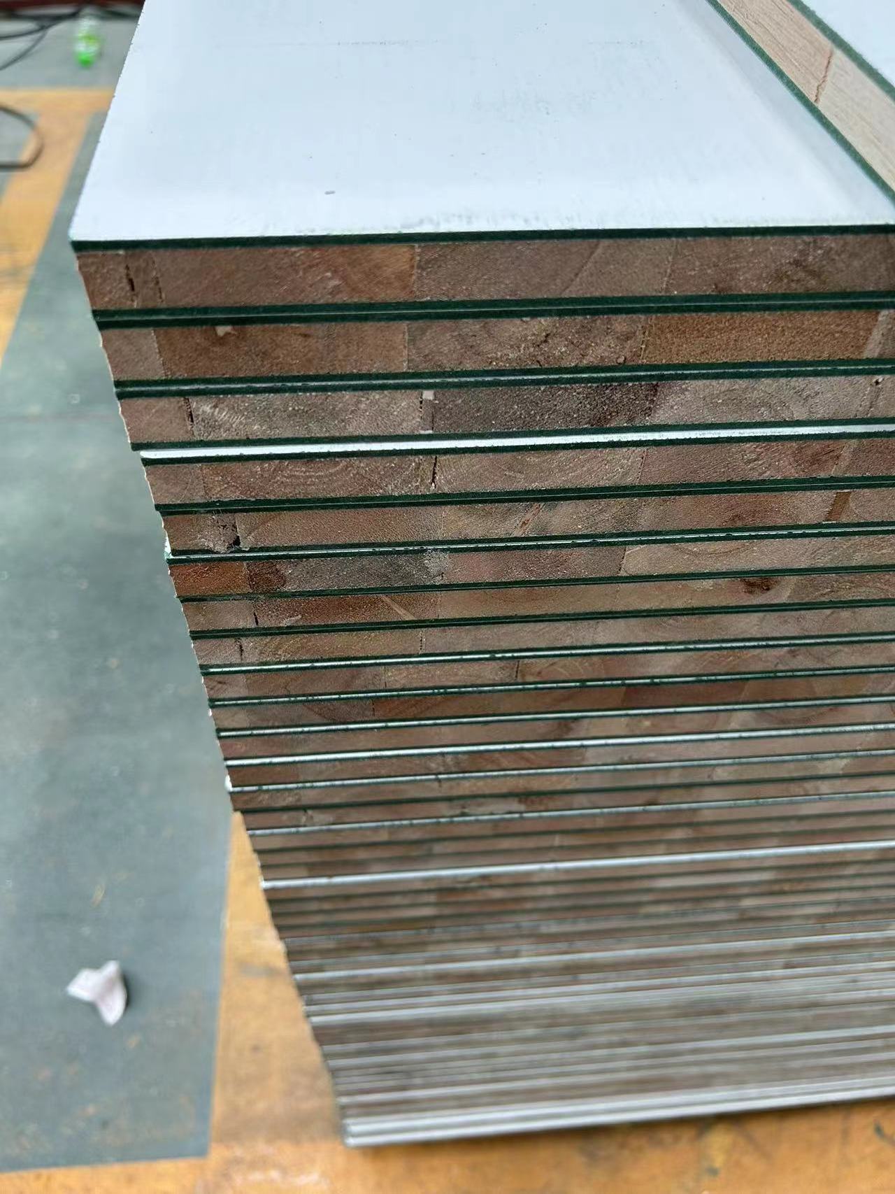 Melamine finger joint laminated board 13mm 14mm 16mm 18mm manufacturer wood grain for furniture cabinet wardrobe