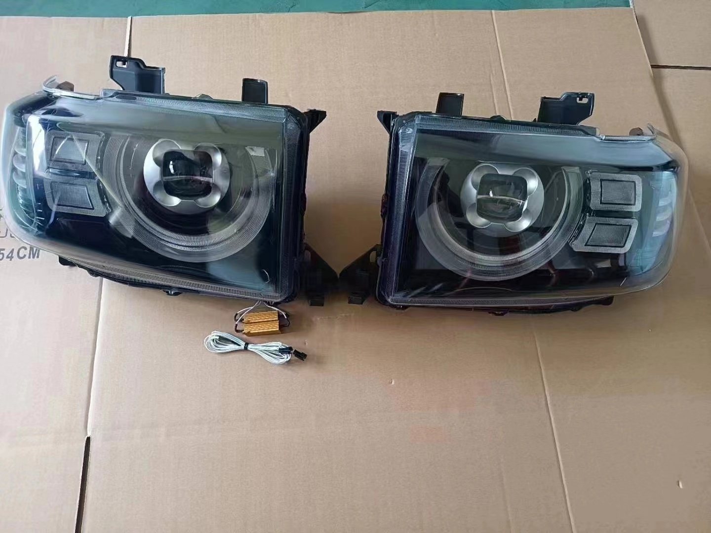 BODY PARTS body kits headlamp  FOR Toyota LAND CRUISER fj75  fj70