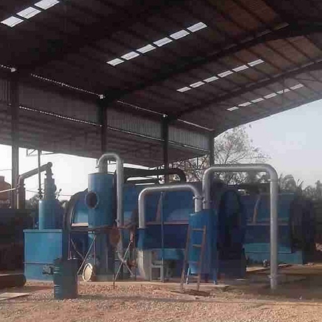 Continuous scrap tyre recycling to oil machine pyrolysis plant