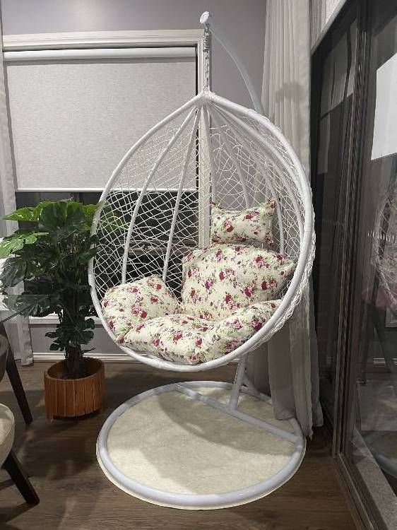 Modern patio hanging rattan egg swing chair with stand, garden swinging chair outdoor furniture