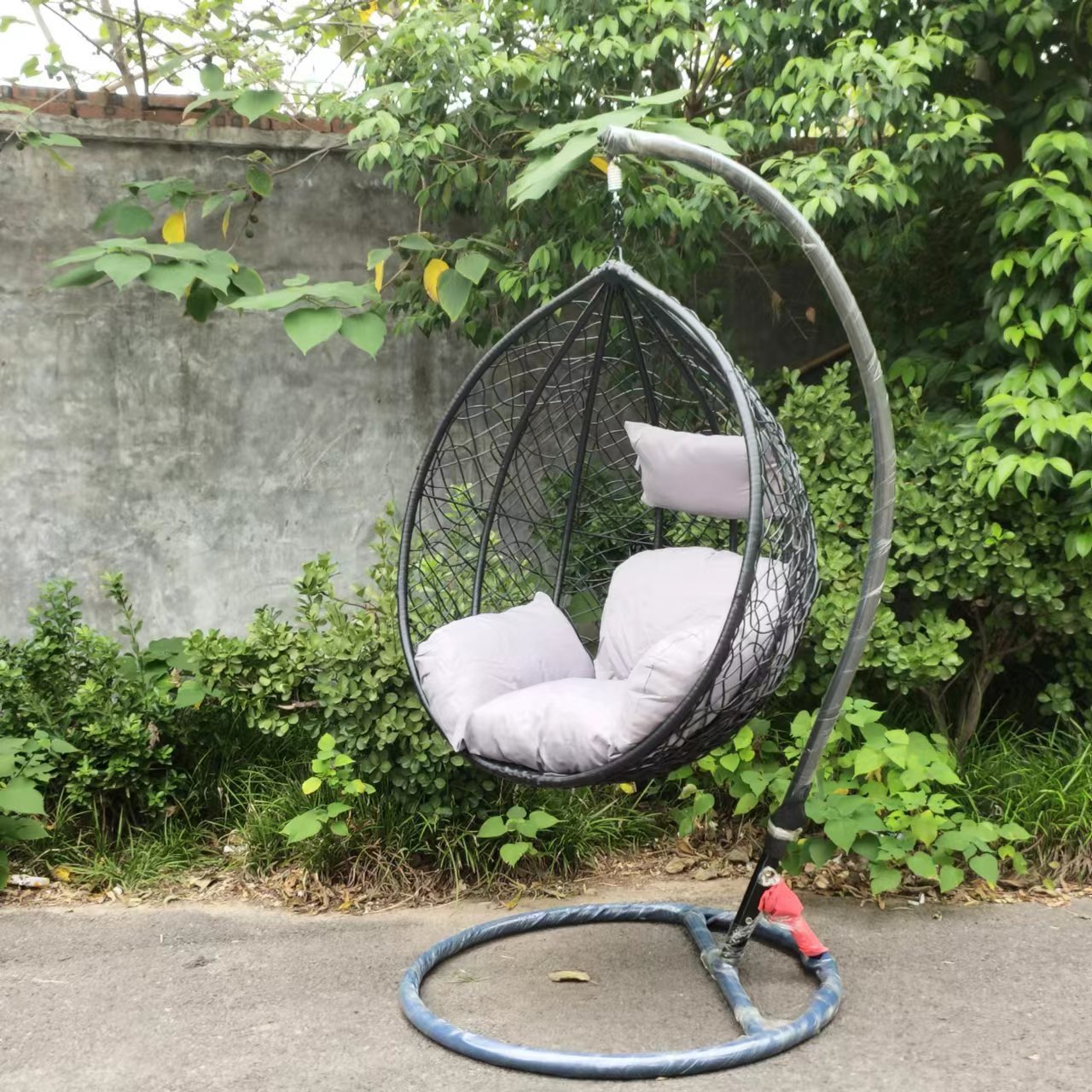 Outdoor swing hanging chair outdoor hammock Metal Hanging Hammock Porch swing chair with C steel stand