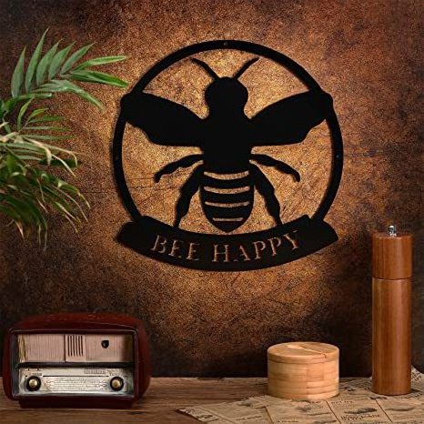 Metal Bee Happy Wall Art Gold Bee Art Wall Decoration for Room Kitchen Bedroom Office Yard Lawn Decoration