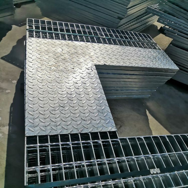 Hot Rolled checkered embossed stainless steel sheet plate 201 304 316 checkered stainless steel sheet