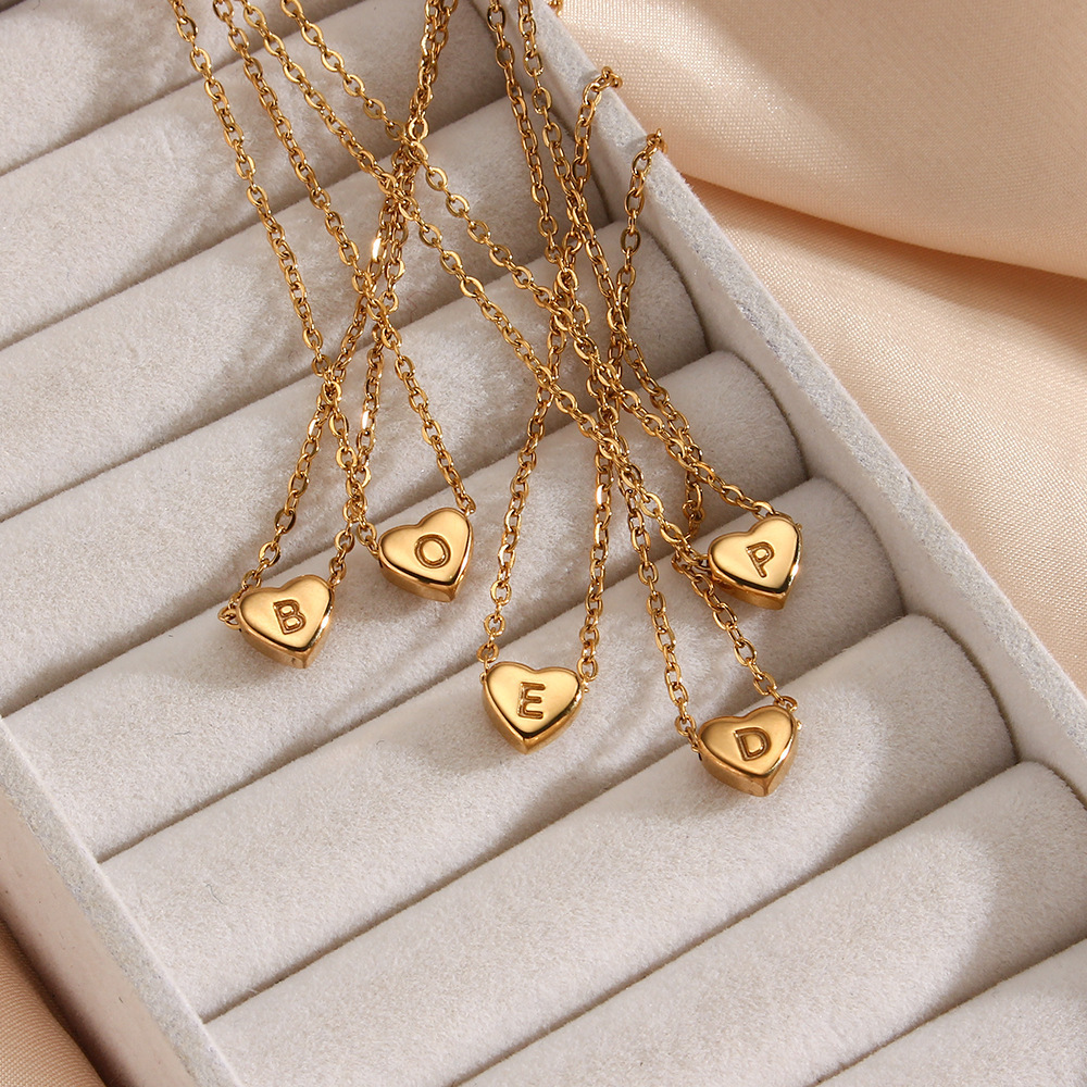 New Arrival Mini Heart Initial Letter Pendant Necklace Gold Plated Stainless Steel Love Pendant Necklace For Women Jewelry