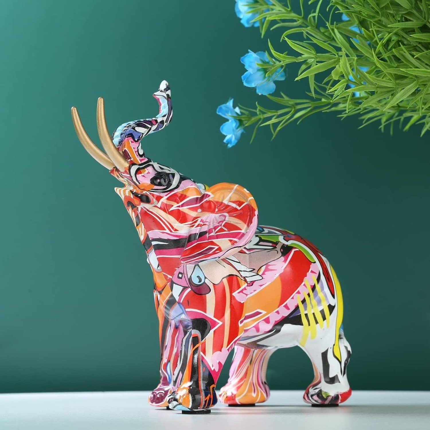 Modern Luxury Resin Outdoor Decoration Graffiti Elephant Water Transfer Statue Wholesale