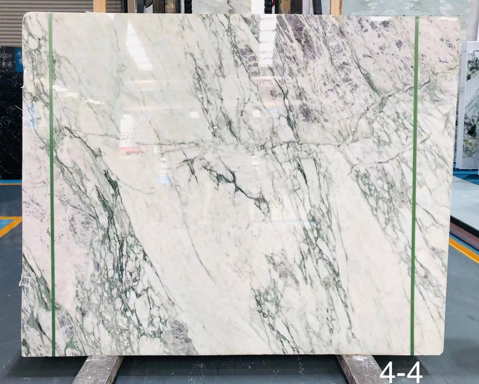 Wholesale White  Marble With golden Vein Top grade  marble slab for floor