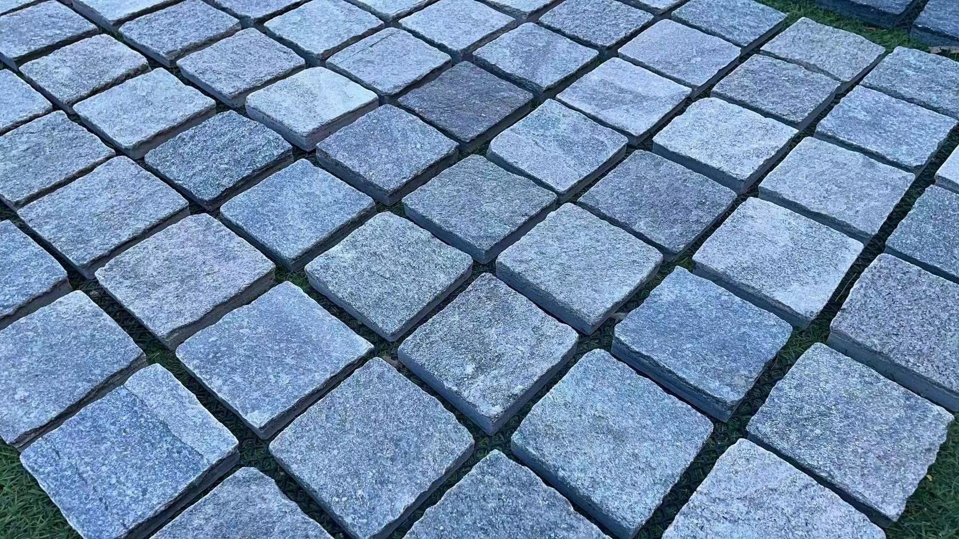 Parking stones black cobble stone granite pavers flamed surface 10x10x5cm