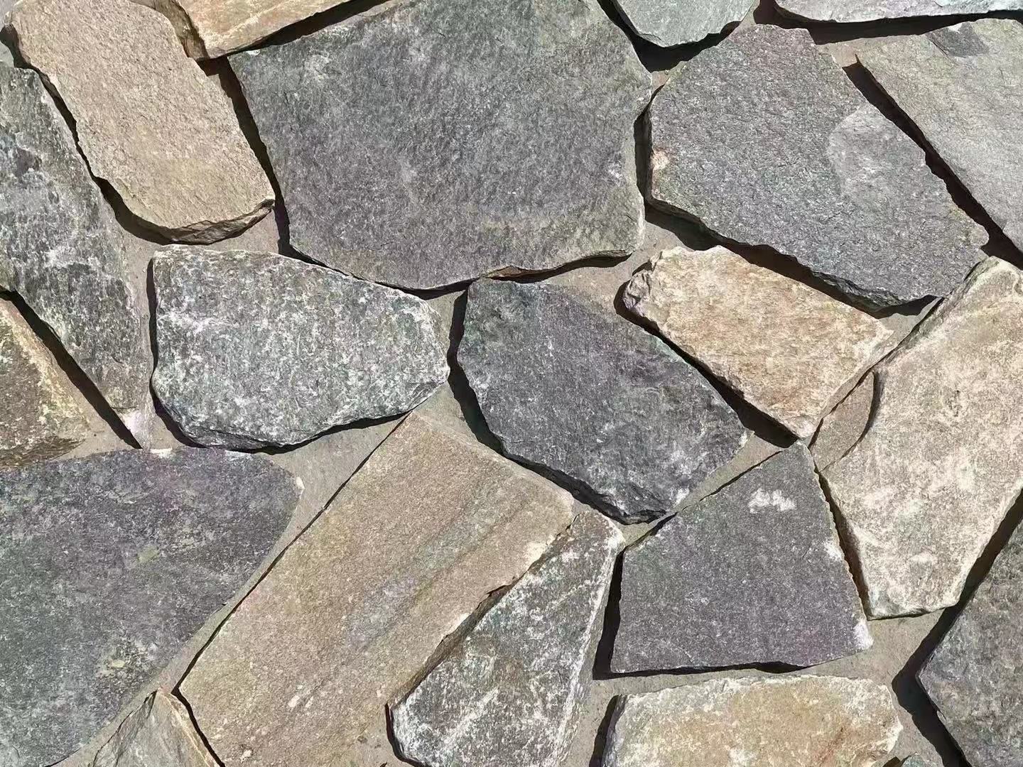 Natural Flagstone Black Blue Random Slate Crazy Paving Tiles Landscaping Stone Slate For The Floor And Wall Cladding