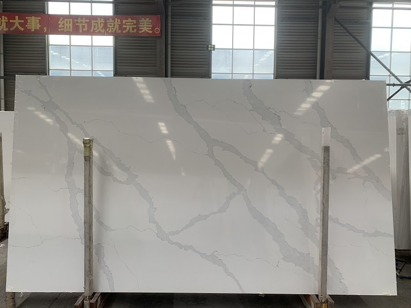 Kitchen Countertop Used Chinese Artificial Calacatta Venus Gold Quartz Stone Slab