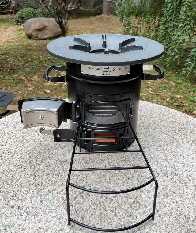 European hot sale wood rocket stove BBQ camping charcoal stoves with bag