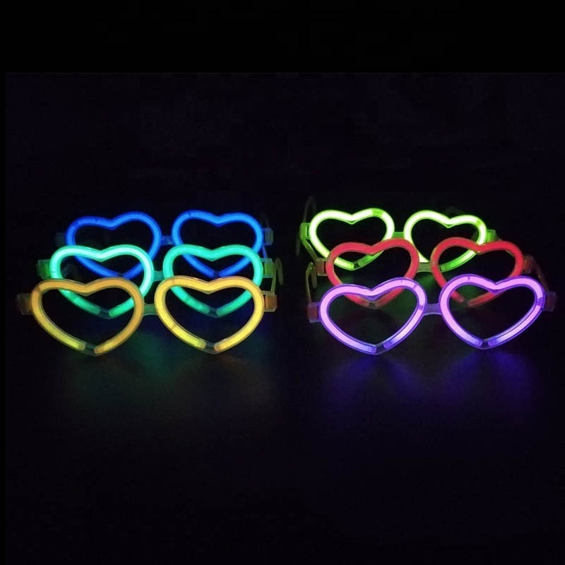 Wedding party favors event decoration glowing sticks heart eyeglasses glow in dark flashing up heart glasses light