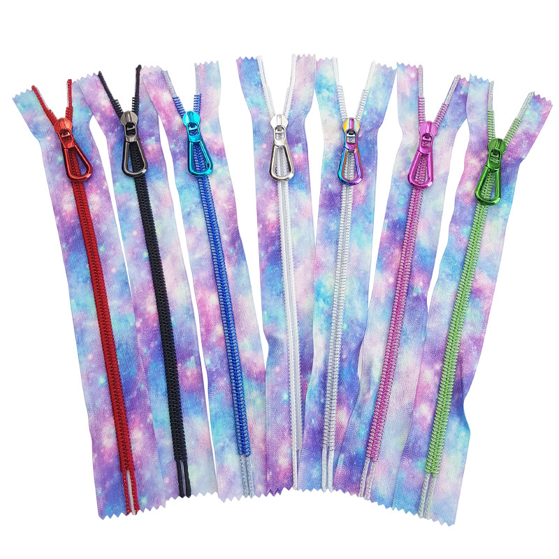 Hot sale #5 nylon reversible galaxy zipper rainbow nylon teeth iridescent long chain roll tape