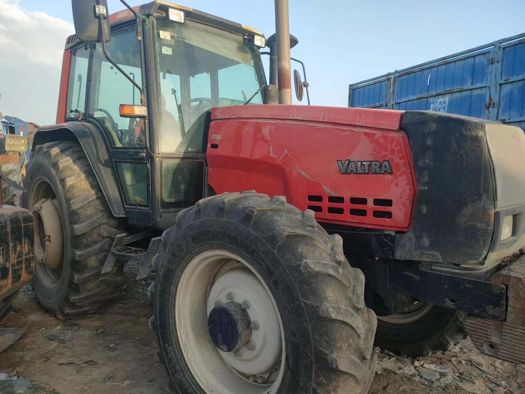 used tractors Valtra 8150 8950 4X4WD farm equipment agricultural machinery small mini orchard tractors