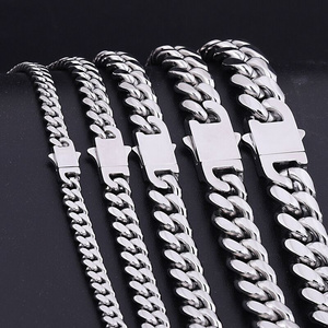 Factory Direct Manufacture Cuban Chain Necklace Ice Out Cuban Chain for Men Diamond Clasp Moissanite Cuban Chain Jewelry