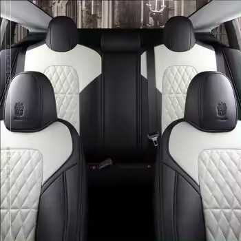 Hot Selling Adjustable Luxury Car Backrest 3 Seats Car Seats With Reclining Mechanism Car Seats