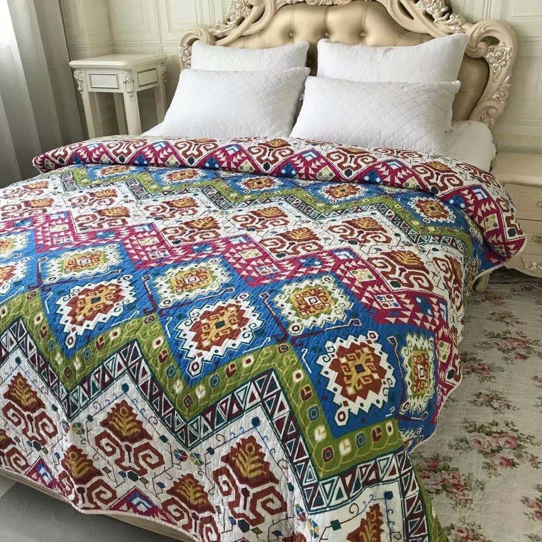 Stock Floral Kantha 100% Cotton Bedspread Summer Quilted Bedspreads Soft Warm Bedspread from China