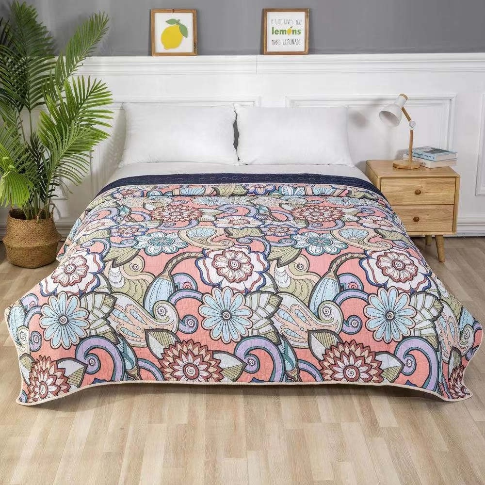 Stock Floral Kantha 100% Cotton Bedspread Summer Quilted Bedspreads Soft Warm Bedspread from China