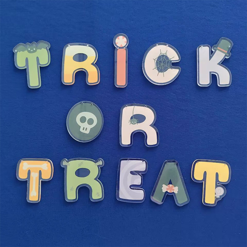 Laser Cutting Acrylic Letter Hanging Halloween Ornament Trick or Treat Halloween Hanging Decorations with Full Color Printing